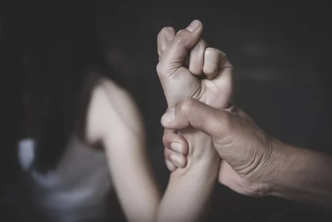 controlling and coercive behaviour | Stuart Miller Solicitors