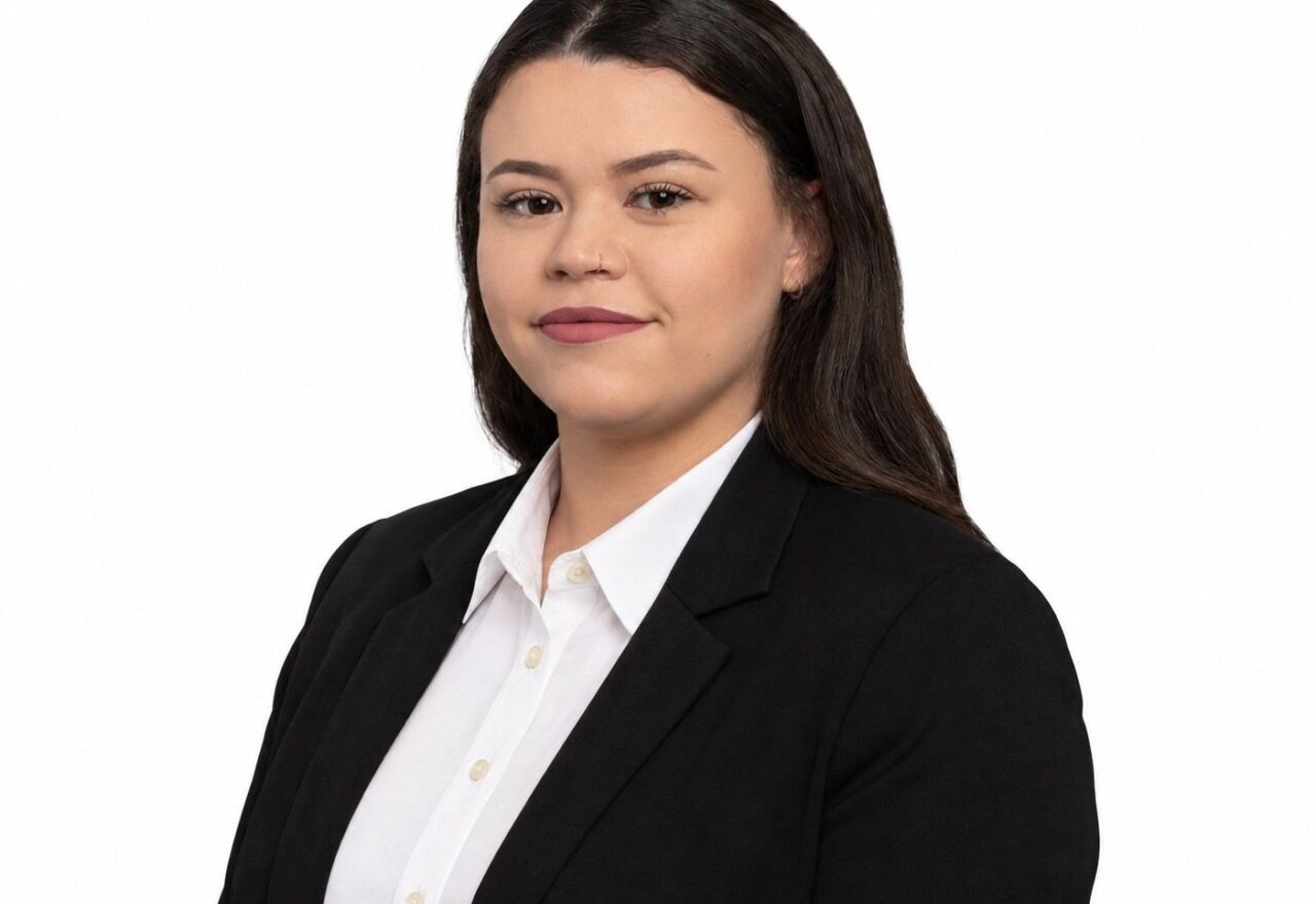 Saskia May Caseworker